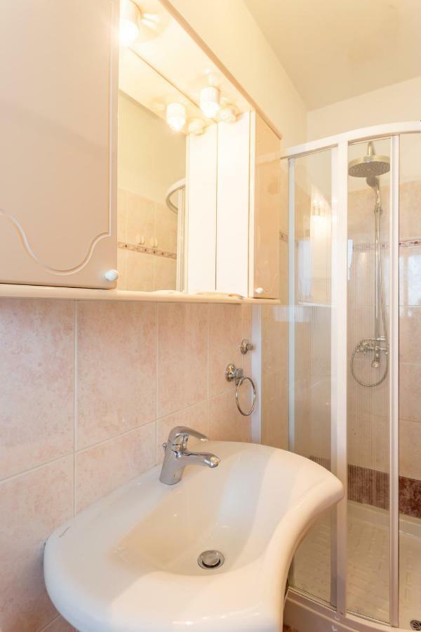 Apartment Dean Умаг Екстер'єр фото