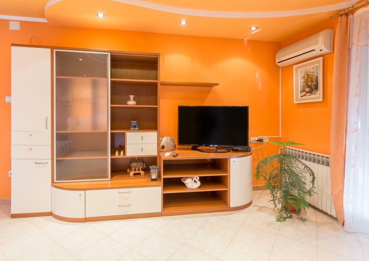 Apartment Dean Умаг Екстер'єр фото