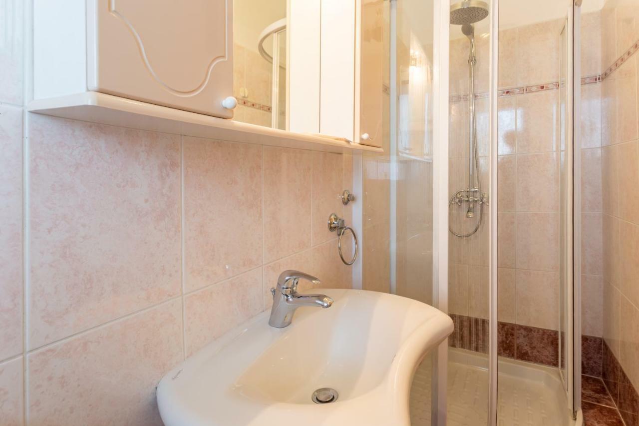 Apartment Dean Умаг Екстер'єр фото